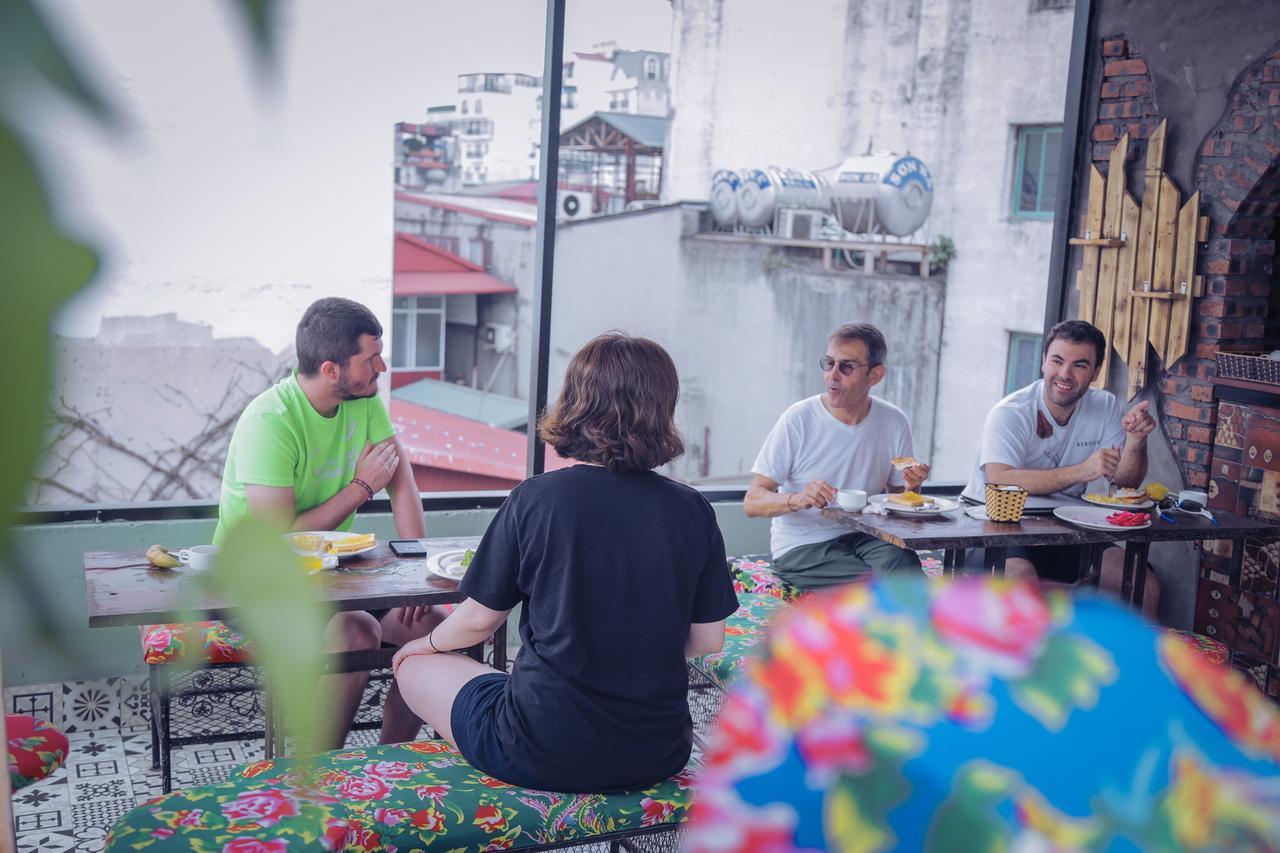 Halley Hostel Hanoi Exterior photo